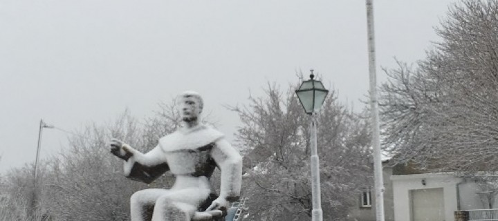 STUDENCI DOBILI BIJELI POKRIVAČ
