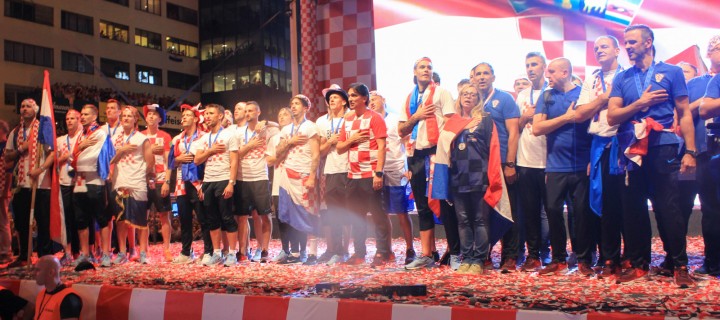 SPEKTAKULARAN DOČEK VATRENIH U ZAGREBU! – A VEČERAS U IMOTSKOM