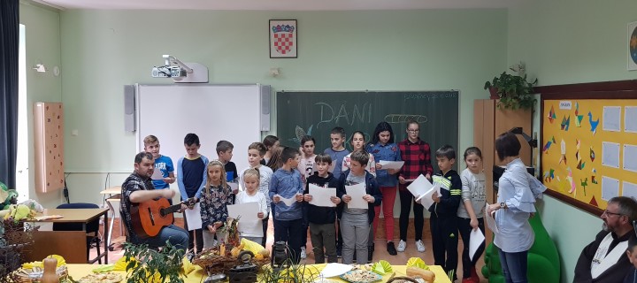 RADNE BILJEŽNICE I LIKOVNE MAPE ZA SVE OSNOVNOŠKOLCE U OPĆINI LOVREĆ